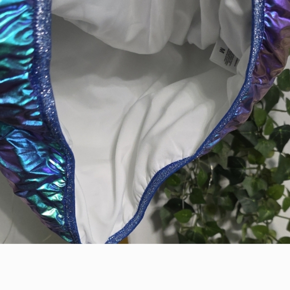 AKIRA Iridescent Blue and Purple Women's Top - Picture 4 of 6